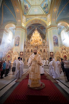 Митрополит Игнатий совершил Божественную литургию в Покровском соборе г. Саратова