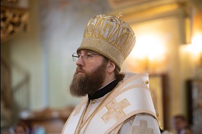 Митрополит Игнатий совершил Божественную литургию в Покровском соборе г. Саратова