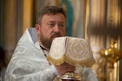 Митрополит Игнатий совершил Божественную литургию в Покровском соборе г. Саратова