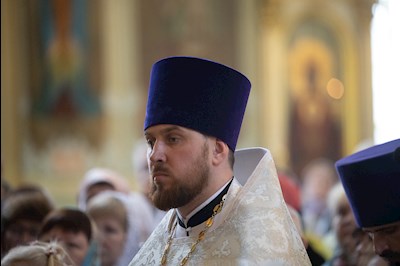 Митрополит Игнатий совершил Божественную литургию в Покровском соборе г. Саратова