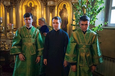 Митрополит Игнатий совершил всенощное бдение в Свято-Троицком кафедральном соборе г. Покровска (Энгельса)