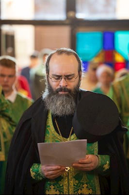 Митрополит Игнатий совершил всенощное бдение в Свято-Троицком кафедральном соборе г. Покровска (Энгельса)