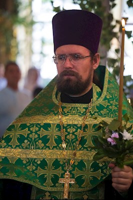 Митрополит Игнатий совершил всенощное бдение в Свято-Троицком кафедральном соборе г. Покровска (Энгельса)