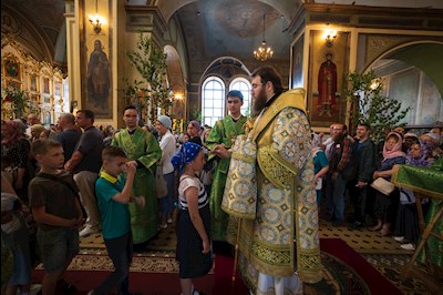 Митрополит Игнатий совершил всенощное бдение в Свято-Троицком кафедральном соборе г. Покровска (Энгельса)