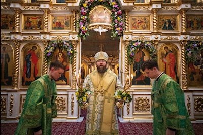 Митрополит Игнатий совершил всенощное бдение в Свято-Троицком кафедральном соборе г. Покровска (Энгельса)