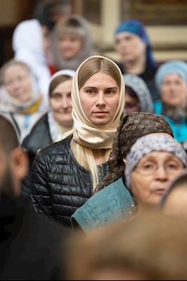 Митрополит Игнатий совершил Божественную литургию в Свято-Троицком кафедральном соборе г. Покровска (Энгельса)