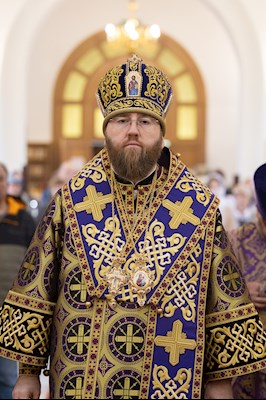 Митрополит Игнатий совершил Великую вечерню в соединении с Литургией святителя Василия Великого в Свято-Алексиевском женском монастыре г. Саратова