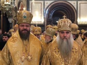 Митрополит Лонгин сослужил Святейшему Патриарху Кириллу на Литургии в Храме Христа Спасителя в годовщину его интронизации
