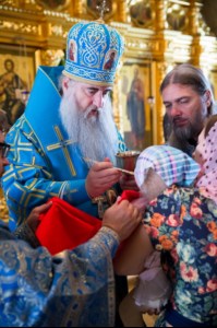 Литургия в Свято-Троицком кафедральном соборе Саратова