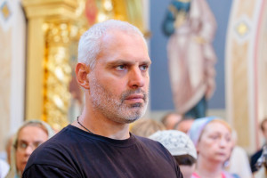 Митрополит Игнатий совершил Божественную литургию в Свято-Троицком кафедральном соборе г. Саратова