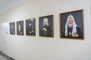 Духовенство и сотрудники Саратовской епархии поздравили митрополита Игнатия с годовщиной хиротонии