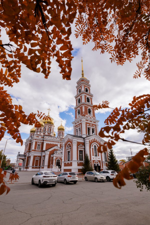 Митрополит Игнатий совершил всенощное бдение в Покровском соборе г. Саратова