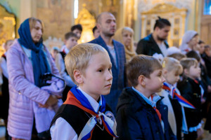 Митрополит Игнатий совершил всенощное бдение в Покровском соборе г. Саратова