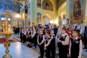 Митрополит Игнатий совершил всенощное бдение в Покровском соборе г. Саратова