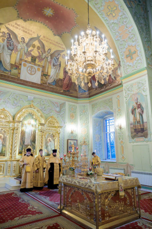 Митрополит Игнатий совершил всенощное бдение в Покровском соборе г. Саратова