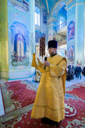 Митрополит Игнатий совершил всенощное бдение в Покровском соборе г. Саратова