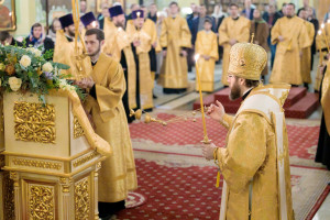Митрополит Игнатий совершил всенощное бдение в Покровском соборе г. Саратова