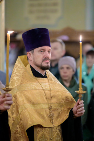 Митрополит Игнатий совершил всенощное бдение в Покровском соборе г. Саратова