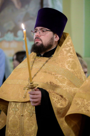 Митрополит Игнатий совершил всенощное бдение в Покровском соборе г. Саратова