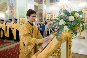 Митрополит Игнатий совершил всенощное бдение в Покровском соборе г. Саратова