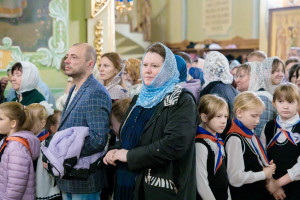 Митрополит Игнатий совершил всенощное бдение в Покровском соборе г. Саратова