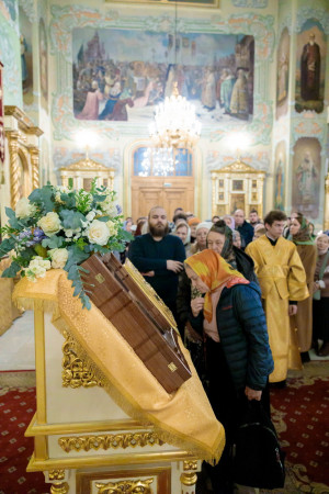 Митрополит Игнатий совершил всенощное бдение в Покровском соборе г. Саратова