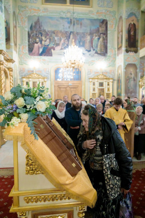 Митрополит Игнатий совершил всенощное бдение в Покровском соборе г. Саратова