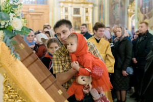 Митрополит Игнатий совершил всенощное бдение в Покровском соборе г. Саратова