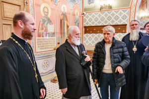 Митрополит Павел и митрополит Игнатий посетили Георгиевский храм г. Покровска