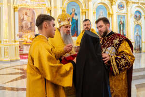 Митрополит Игнатий принял участие в соборной архиерейской Литургии в Спасском кафедральном соборе г. Пензы
