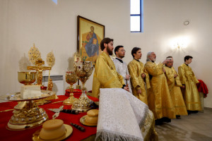 Митрополит Игнатий совершил Божественную литургию в храме святителя Тихона Задонского г. Саратова