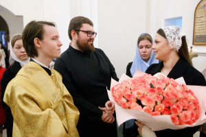 Митрополит Игнатий совершил Божественную литургию в храме святителя Тихона Задонского г. Саратова