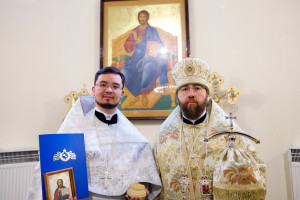 Митрополит Игнатий совершил Божественную литургию в храме святителя Тихона Задонского г. Саратова