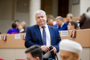 Митрополит Игнатий принял участие в расширенном рабочем заседании в Саратовской областной думе