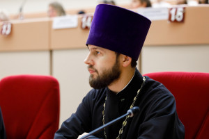 Митрополит Игнатий принял участие в расширенном рабочем заседании в Саратовской областной думе