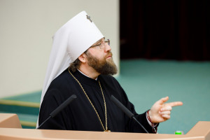 Митрополит Игнатий принял участие в расширенном рабочем заседании в Саратовской областной думе