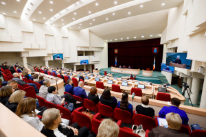 Митрополит Игнатий принял участие в расширенном рабочем заседании в Саратовской областной думе
