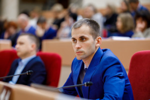 Митрополит Игнатий принял участие в расширенном рабочем заседании в Саратовской областной думе