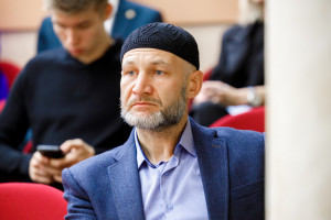 Митрополит Игнатий принял участие в расширенном рабочем заседании в Саратовской областной думе