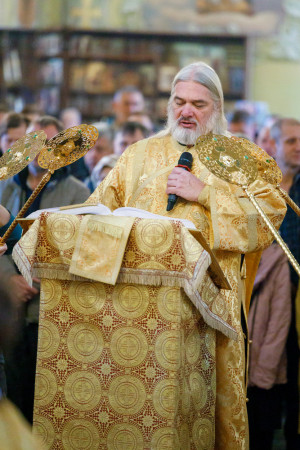 Митрополит Игнатий совершил детскую Литургию в Покровском соборе г. Саратова
