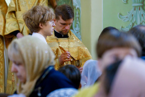 Митрополит Игнатий совершил детскую Литургию в Покровском соборе г. Саратова