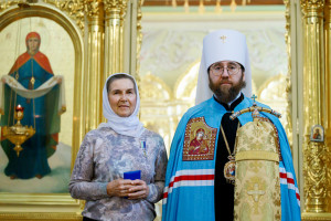 Митрополит Игнатий совершил детскую Литургию в Покровском соборе г. Саратова