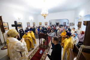 Митрополит Игнатий совершил Божественную литургию в храме Архангела Михаила г. Аткарска