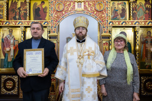 Митрополит Игнатий совершил Божественную литургию в храме Архангела Михаила г. Аткарска