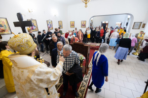 Митрополит Игнатий совершил Божественную литургию в храме Архангела Михаила г. Аткарска