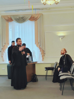 В рамках Пименовских чтений состоялась панельная дискуссия «Сочетание традиционных и современных форм просвещения как залог успешной катехизической деятельности»