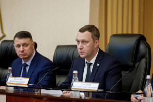 Архипастыри и пастыри Саратовской митрополии приняли участие в заседании Совета по взаимодействию с национальными и религиозными объединениями при губернаторе Саратовской области