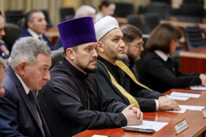 Архипастыри и пастыри Саратовской митрополии приняли участие в заседании Совета по взаимодействию с национальными и религиозными объединениями при губернаторе Саратовской области