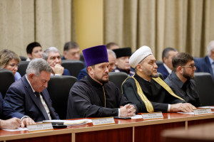 Архипастыри и пастыри Саратовской митрополии приняли участие в заседании Совета по взаимодействию с национальными и религиозными объединениями при губернаторе Саратовской области