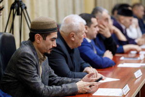 Архипастыри и пастыри Саратовской митрополии приняли участие в заседании Совета по взаимодействию с национальными и религиозными объединениями при губернаторе Саратовской области